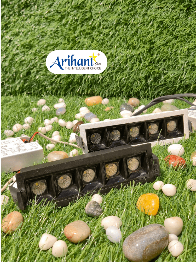 Black And White Body Spot Light 12W Ceiling Black And White Body Spot Light 12W Ceiling