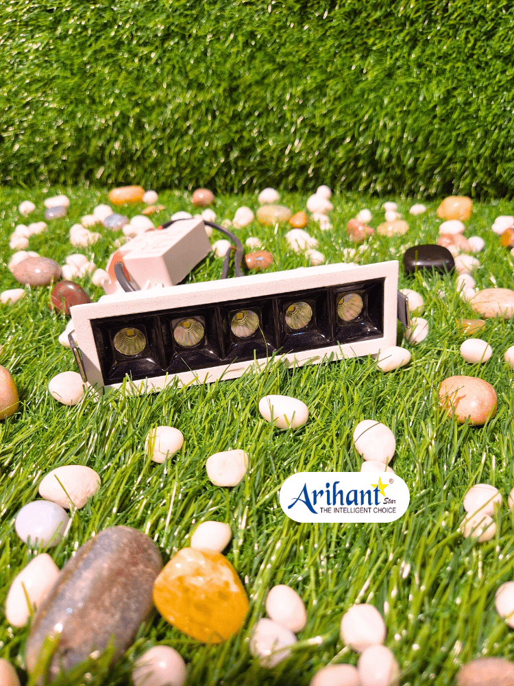 Recessed Ceiling SpotLights 12W Black Body Recessed Ceiling SpotLights 12W Black Body